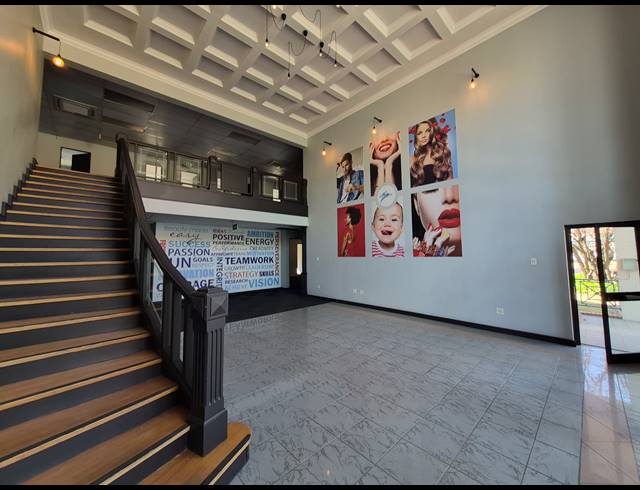 905M² OFFICE TO LET IN WOODMEAD